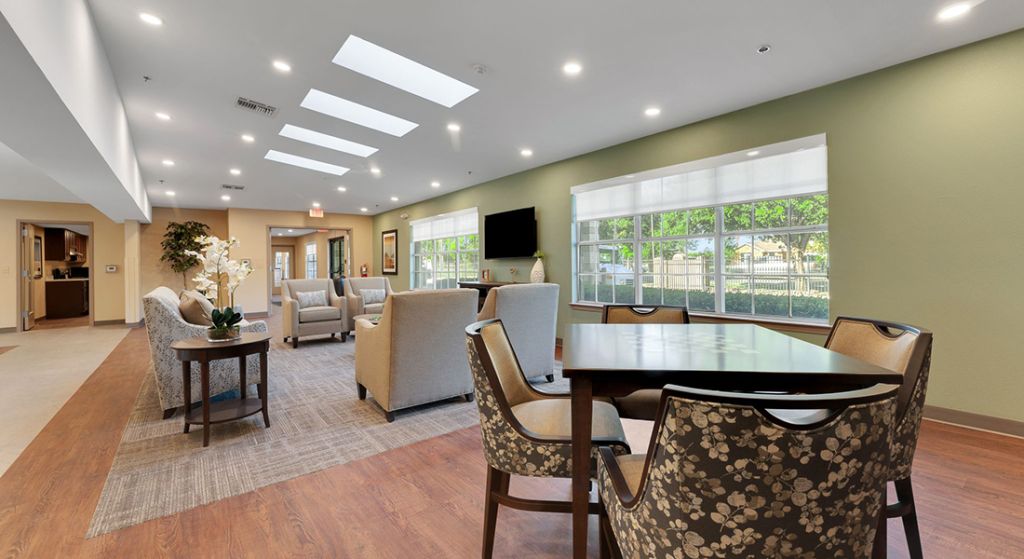 Silvertree Seniors of San Antonio lounge