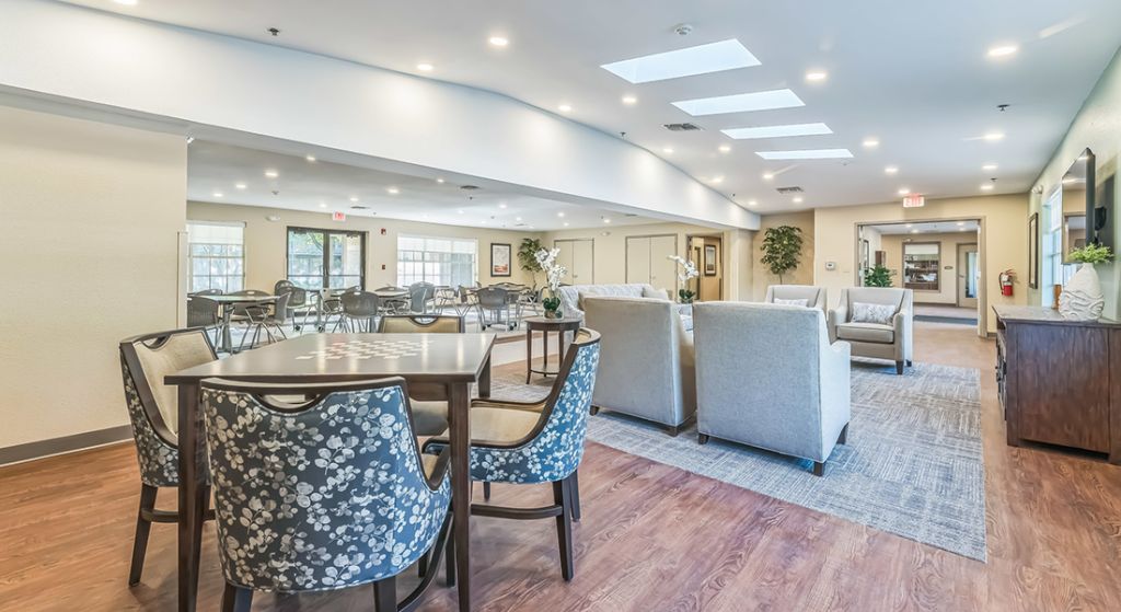 Silvertree Seniors of San Antonio lounge