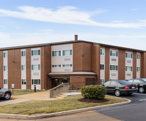 5800 Arsenal Street 
St. Louis, MO 63139
100 Senior Apartment Homes with Section 8 Rental Assistance
314-645-3567 TTY 711