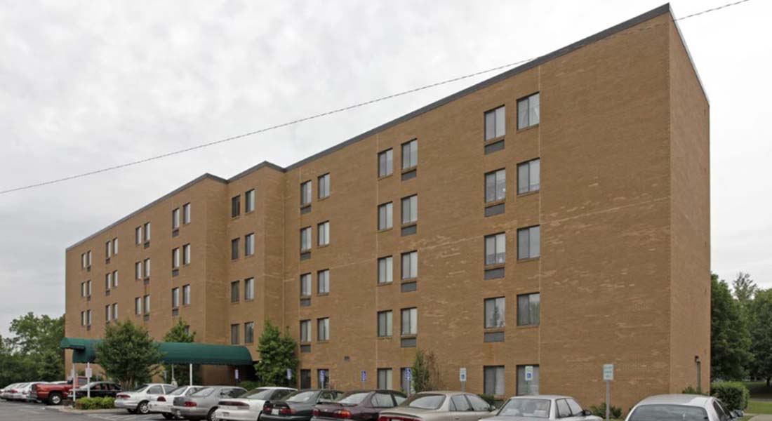 Christian Manor Apartments Hendersonville exterior