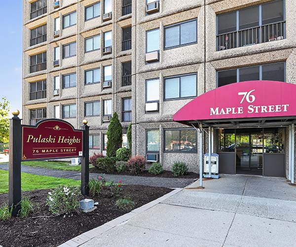 76 Maple Street
Holyoke, MA 01040
101 Senior Apartment Homes with Section 8 Rental Assistance
413-534-7636  TTY 711